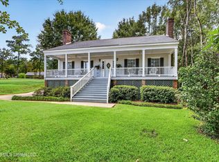 8814 Kailua Pl, Diamondhead, MS 39525