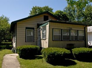 730 Hammond Ave, Aurora, IL 60506