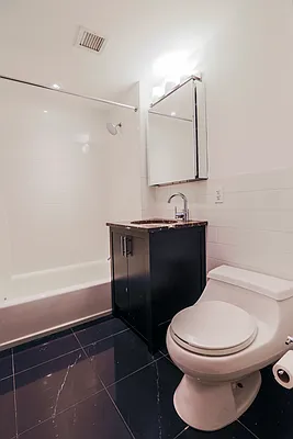 Sold by Winzone Realty Inc | media 7