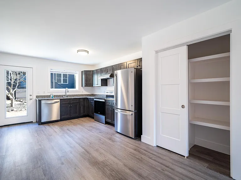 142 Rumbough Pl #1 — Photo 6