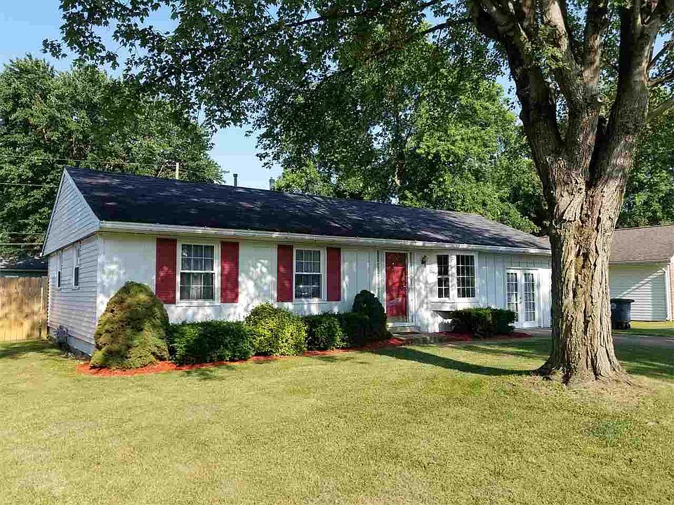 1st image of 1813 N Iroquois Dr