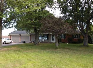 3022 W Coon Lake Rd, Howell, MI 48843