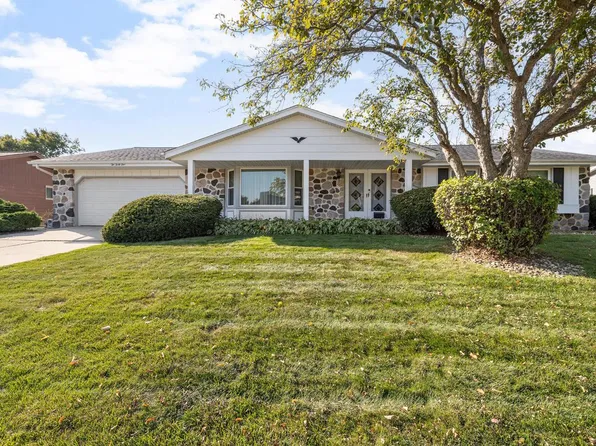 241 Butternut STREET, West Bend, WI 53095