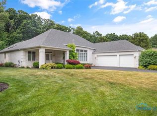 7130 Oak Bluff Ln, Maumee, OH