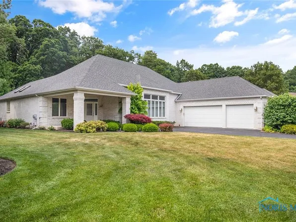 7130 Oak Bluff Ln, Maumee, OH 43537