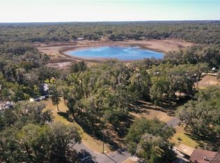 3678 E Perry St, Inverness, FL 34453