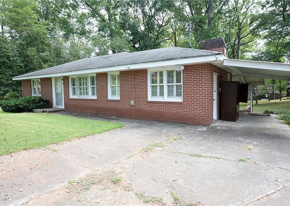 1st image of 529 Lovejoy St