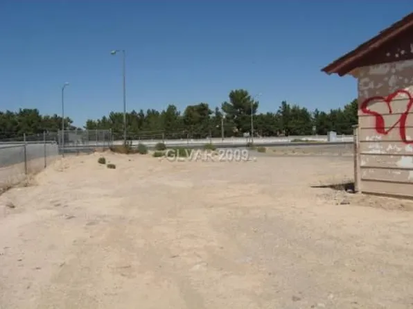 2675 E Warm Springs Rd, Las Vegas, NV 89120