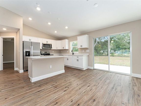 4th image of 6042 NW 65th St