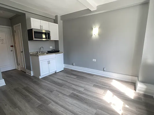 Rented by Tourma Realty LLC | media 25