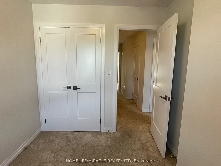 51 Sparrow Ave #20 — Photo 21