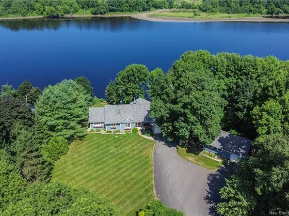 14 Eagle Ct, Kingsclear, NB E3E 2G7
