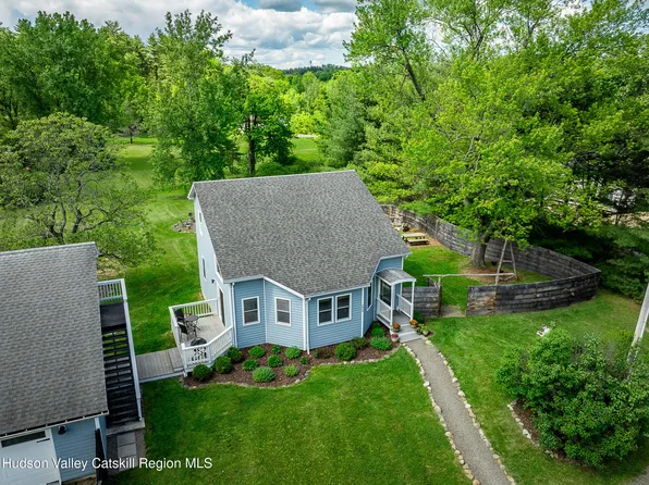 2946 Lucas Turnpike, Accord, NY 12404