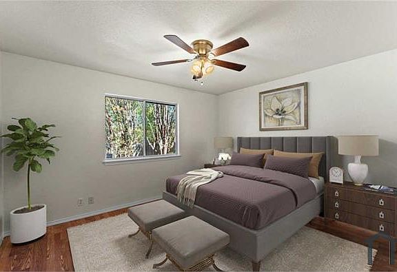 3rd image of 9712 Copper Creek Dr