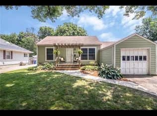 3915 41st St, Des Moines, IA 50310