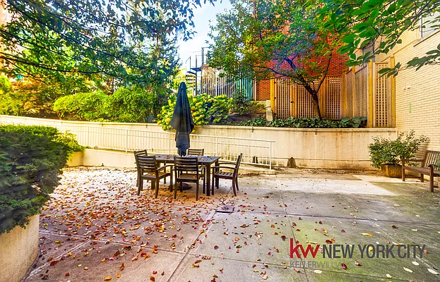 Rented by Keller Williams NYC | media 25