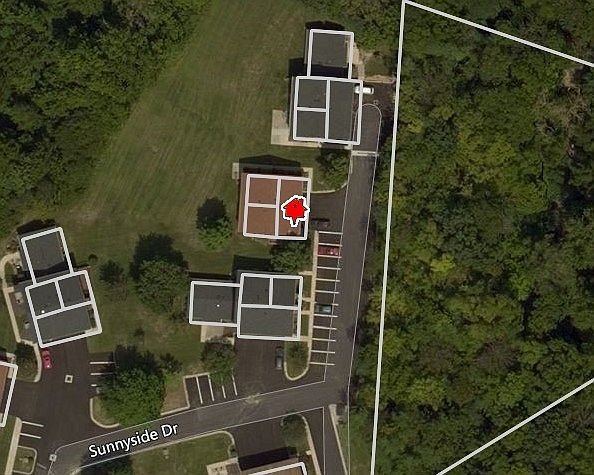 1st image of 81 Sunnyside Dr #23