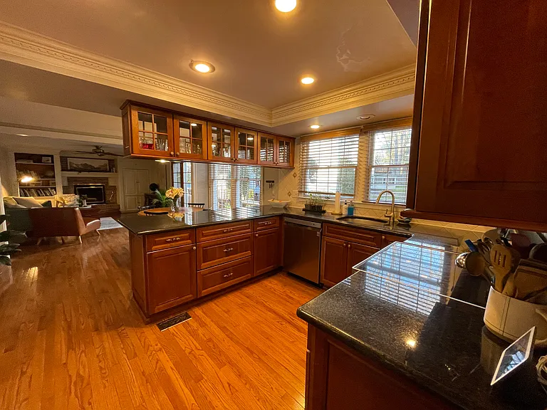 Southwood Pl — Photo 18