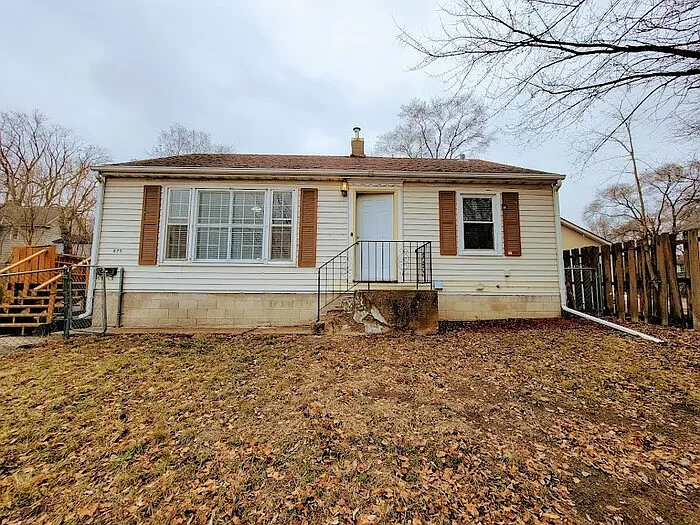 875 Agate St — Photo 2
