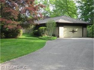 10594 Clearlake Dr, Concord Township, OH 44077