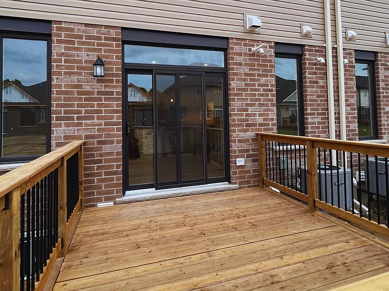 224 Renaissance Dr — Photo 15