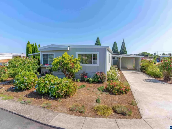 3486 Rainbow Loop #28, Hubbard, OR 97032