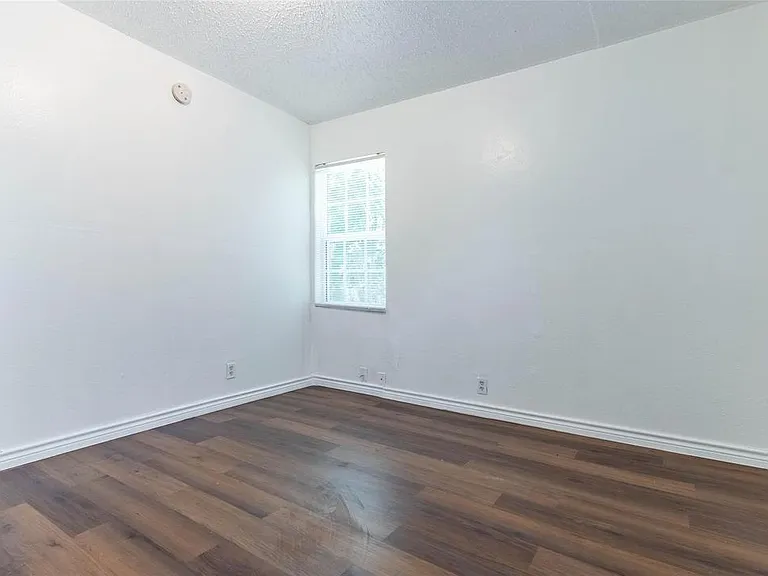 1115 S Frances St — Photo 14