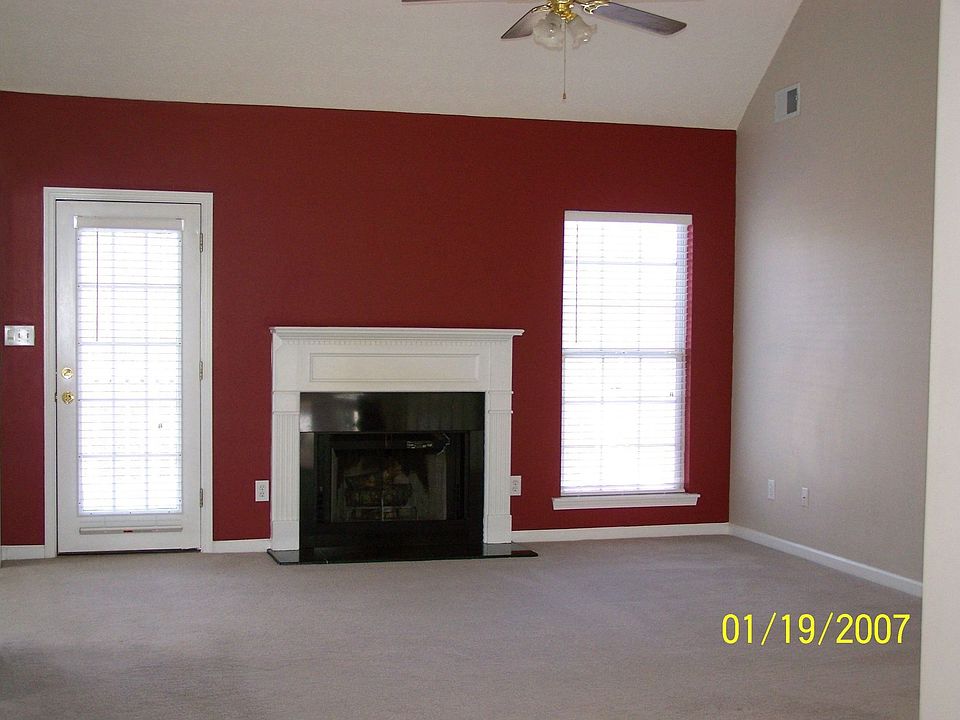 2nd image of 5111 Greenbriar Cir