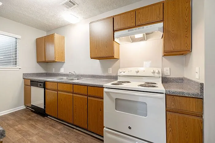 1538 Dresden Dr NE #A — Photo 45