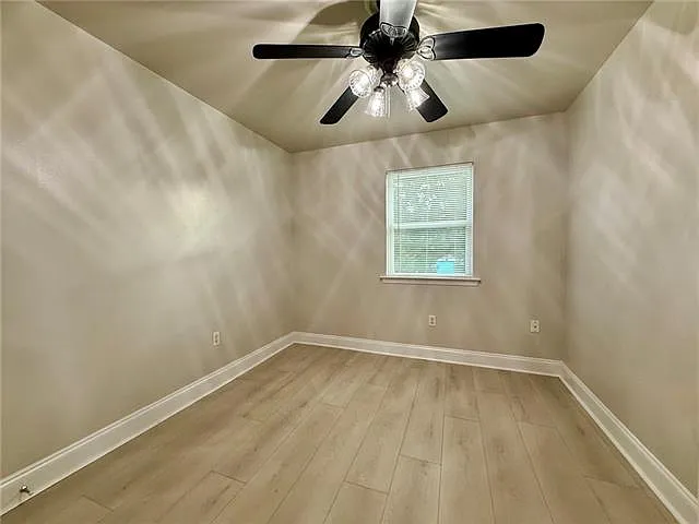 1333 Jefferson St — Photo 12