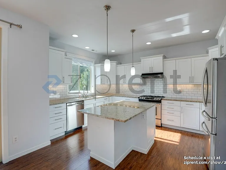7607 NE 143rd Ct — Photo 7
