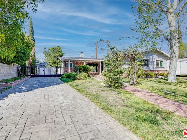 16823 Simonds St, Granada Hills, CA 91344