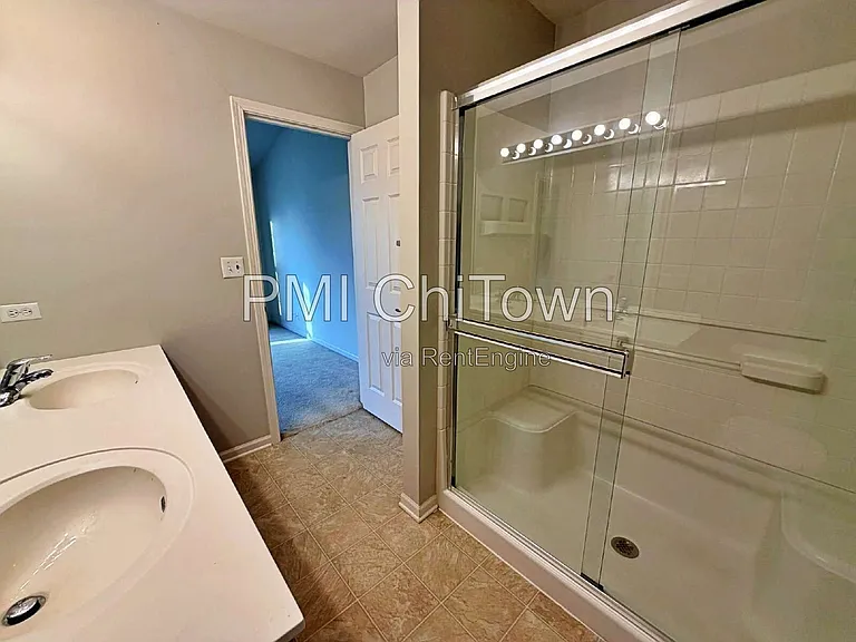 2438 Anna Way — Photo 8