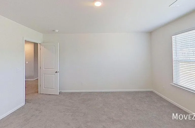 349 Silicon Dr — Photo 76