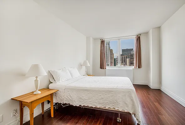 Rented by Compass | media 14