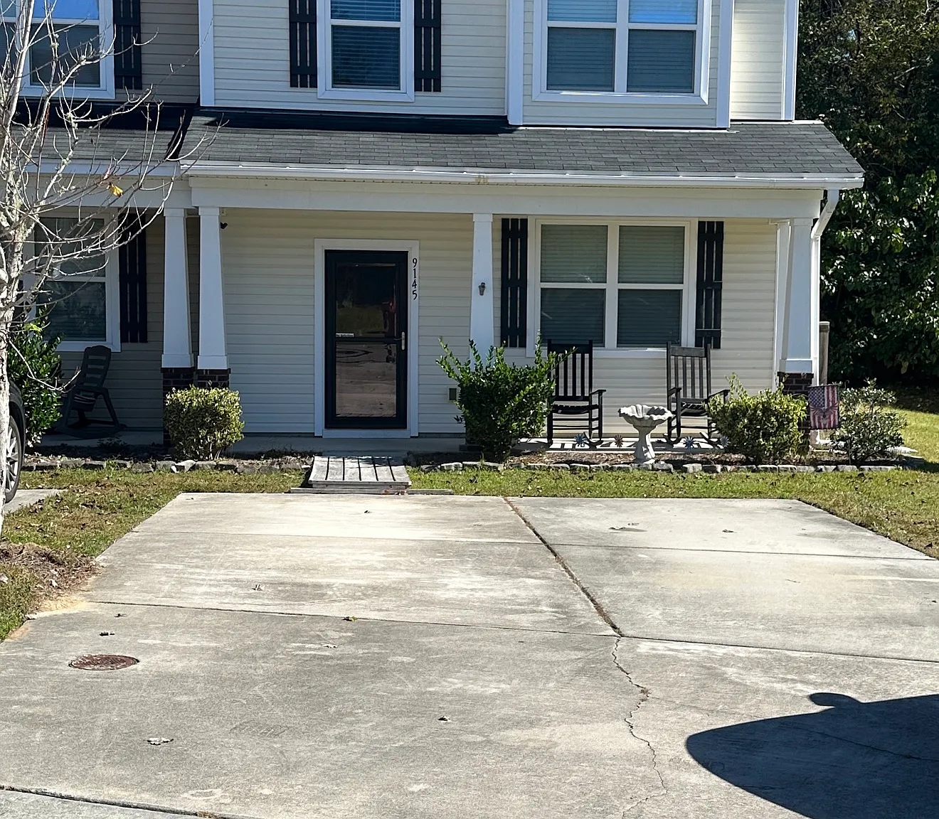 9145 Parlor Dr — Photo 3