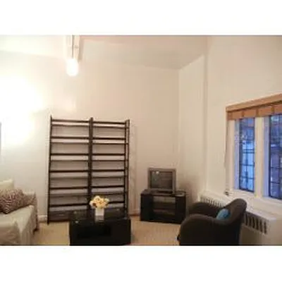 Rented by Luxor Homes & Investment Realty | media 12