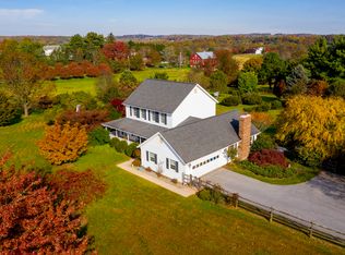 6310 Wild Lake Dr, Sykesville, MD 21784