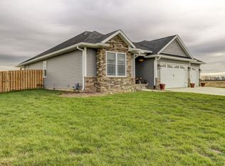 2800 Richardson Dr, Springfield, IL 62711