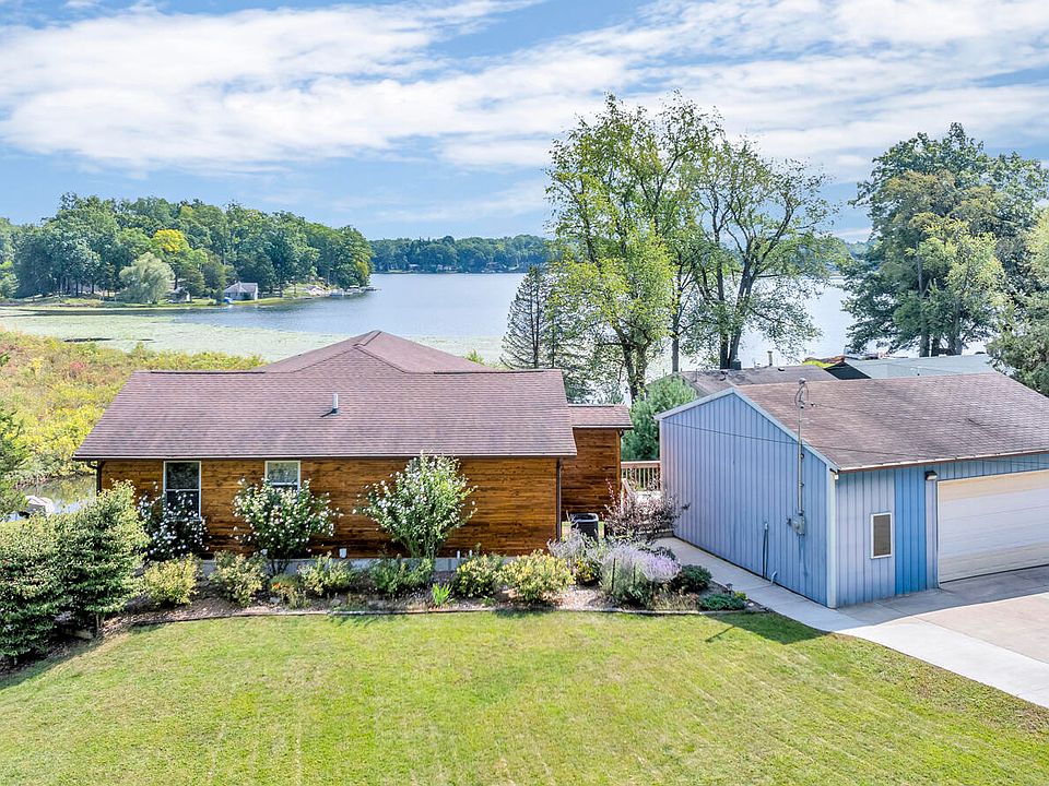 1st image of 11579 W Crystal Lake Dr