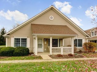 8369 Orchard Knoll Ln, Columbus, OH