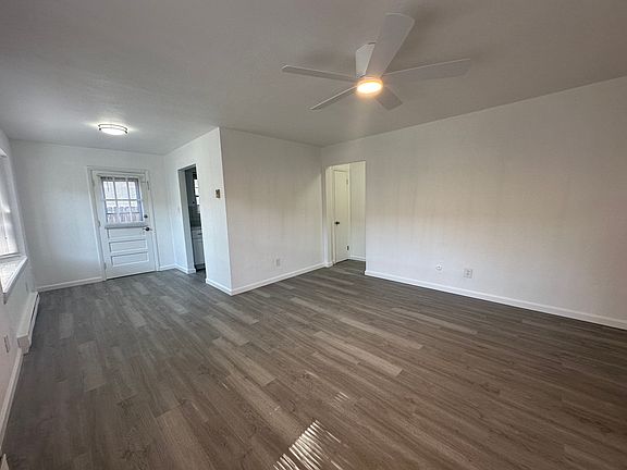 5th image of 2620 Shore Dr #B