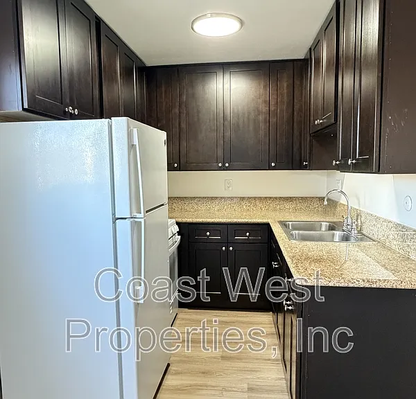 816 S Orange Ave #6 — Photo 5