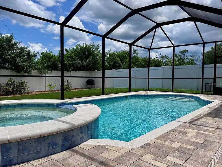 1625 Emerald Hill Way — Photo 3