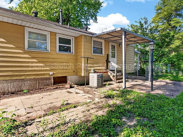 329 Midlothian Rd — Photo 7