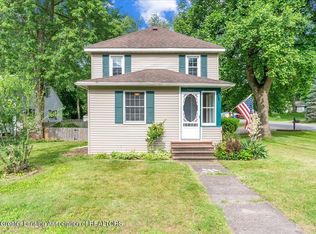 1002 S Park St, Hastings, MI