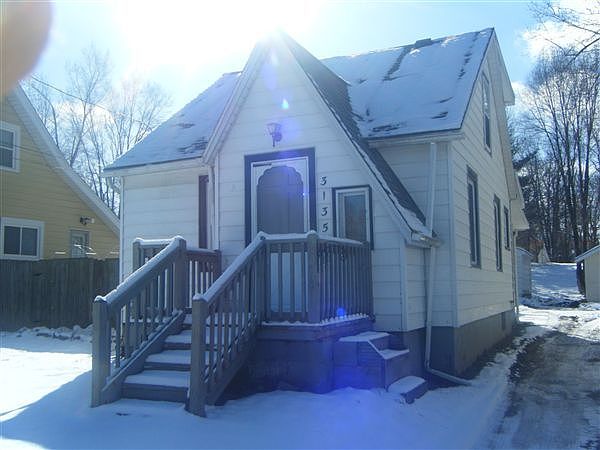 3135 Hayes
