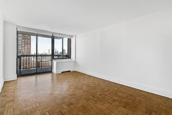 Rented by Mirador Real Estate | media 29