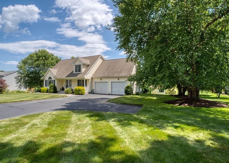 296 Ventura St, Ludlow, MA 01056 Zillow
