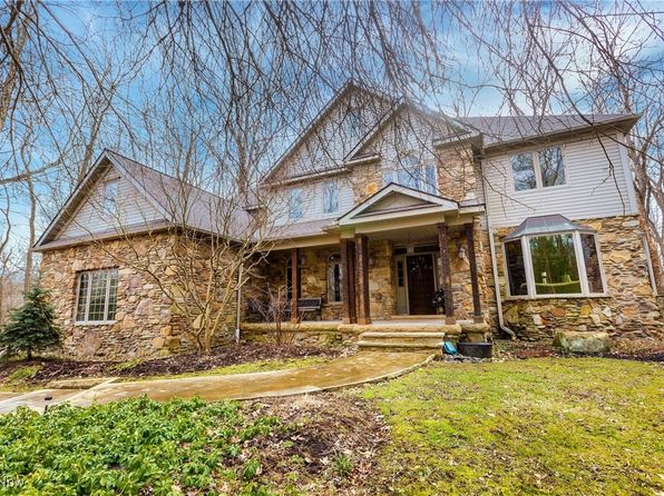 10000 Wisner Rd, Chardon, OH 44024